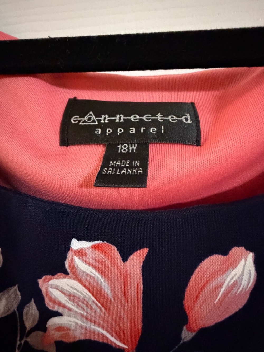 Connected Apparel Navy Floral Dress 18W Ruched Side Sheath Stretch Plus Size - Picture 2 of 4